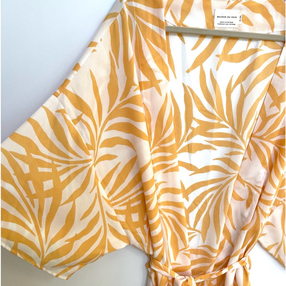 Maison Du Soir Magnolia Luxe Robe - image 5